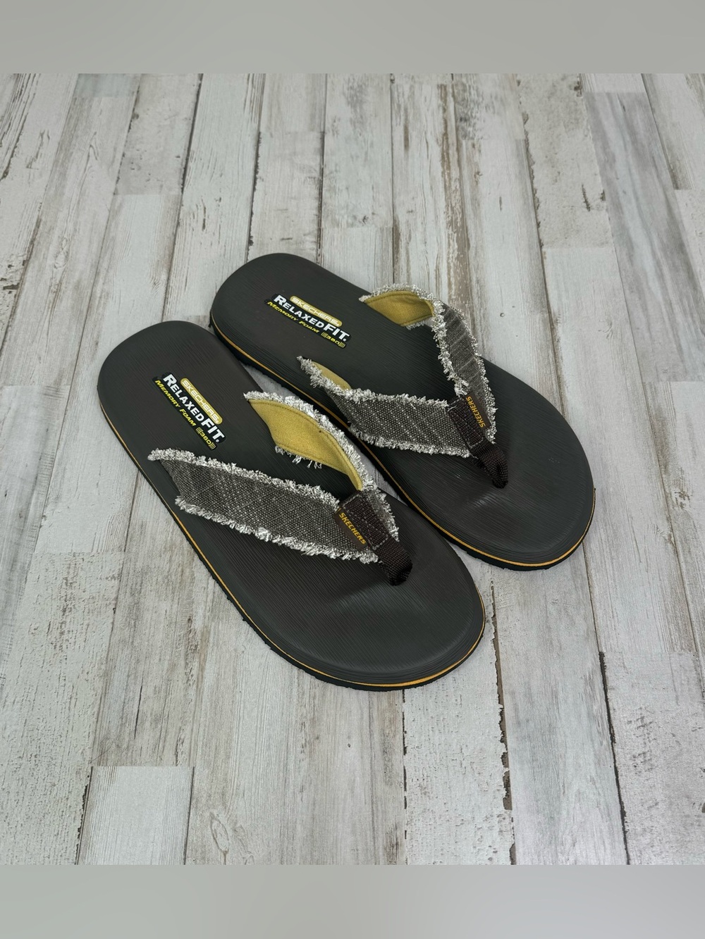 SKECHERS Brown Relaxed Fit Memory Foam 360 Tread Flip Flop Thong Sandals Mens 12